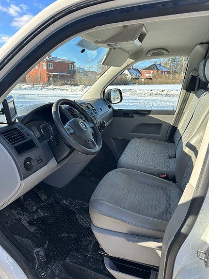 Volkswagen Transporter 6 of 9