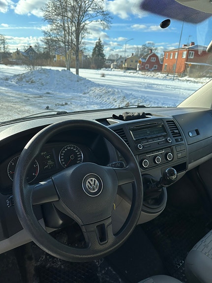 Volkswagen Transporter 4 of 5