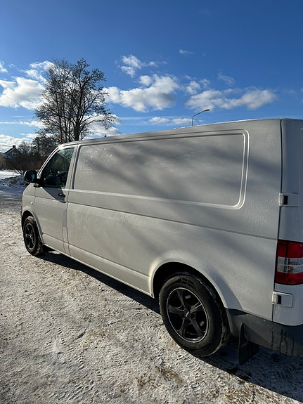 Volkswagen Transporter 8 of 9