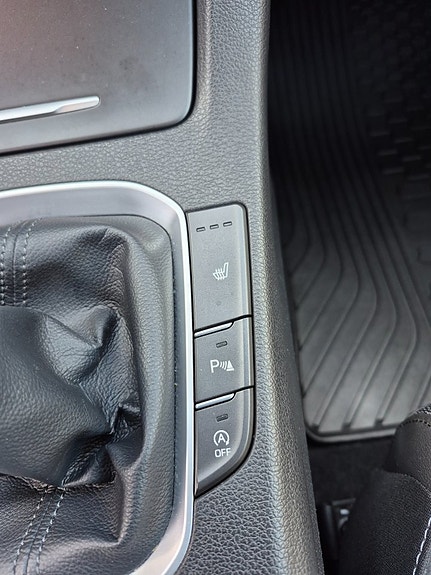 Hyundai i30 8 of 11