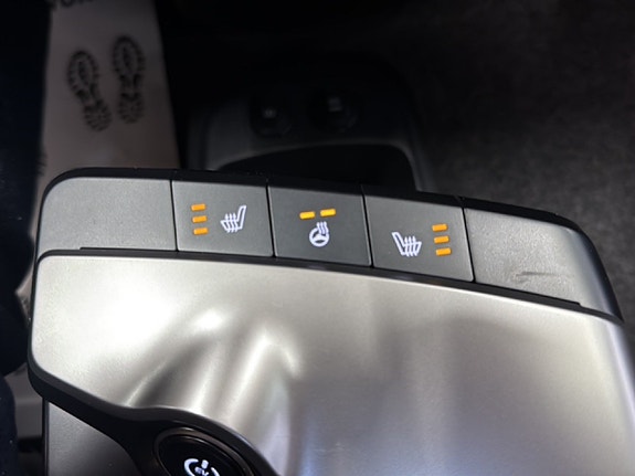 Kia EV6 14 of 15