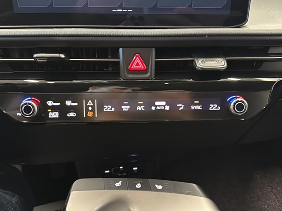 Kia EV6 15 of 15