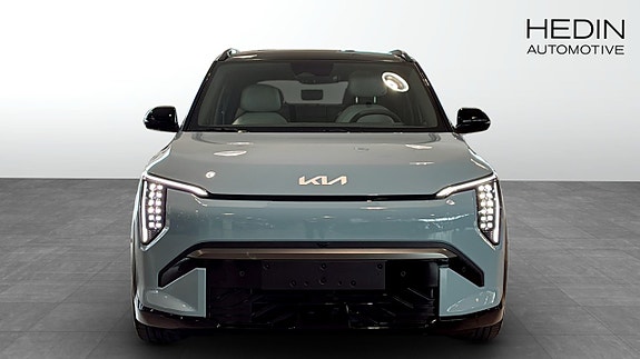 Kia EV3 3 of 13