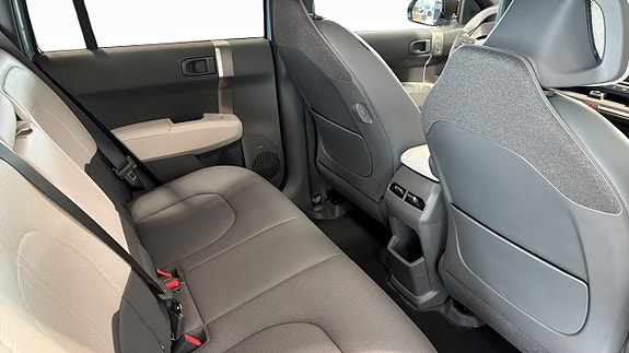Kia EV3 8 of 13