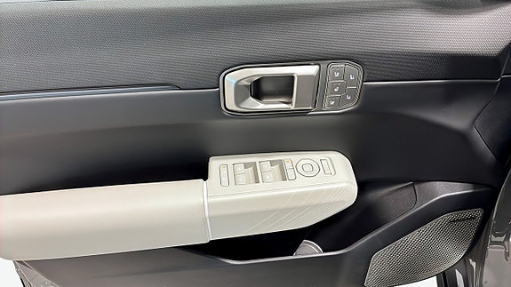 Kia EV4 3 of 13
