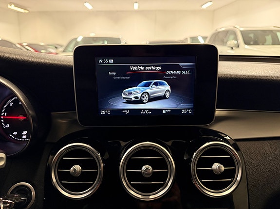 Mercedes-Benz GLC220 d 29 of 30