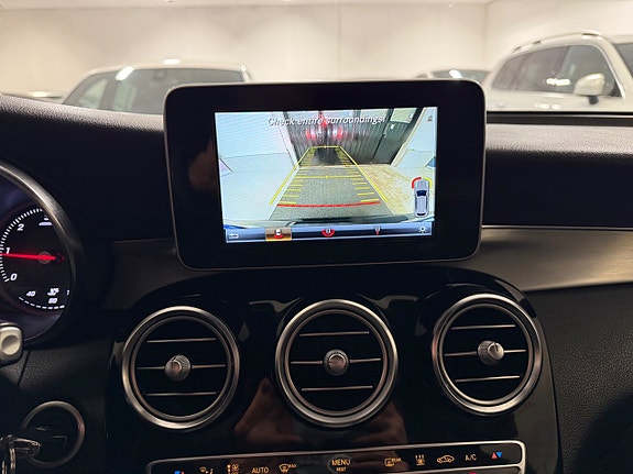 Mercedes-Benz GLC220 d 22 of 30