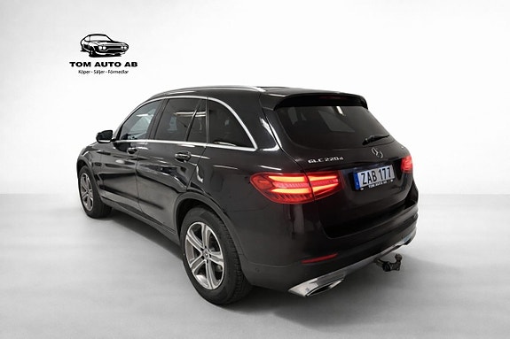 Mercedes-Benz GLC220 d 4 of 5