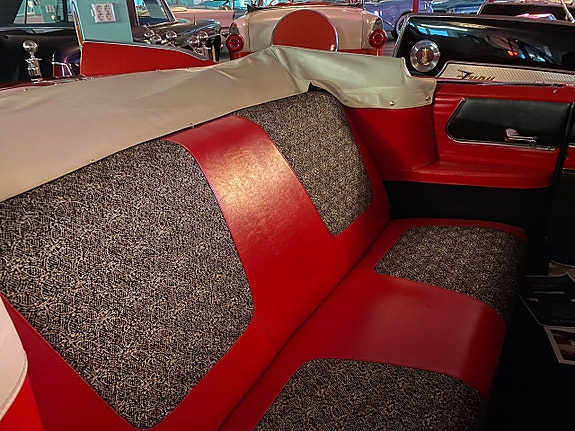 Plymouth Belvedere 10 of 14