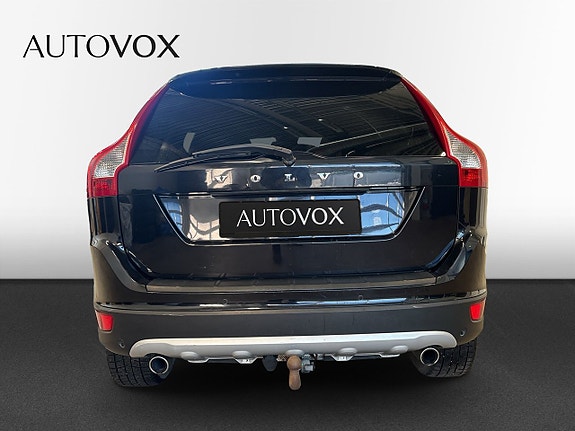 Volvo XC60 4 of 12