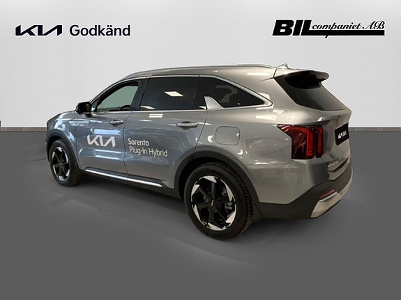 Kia Sorento 6 of 18