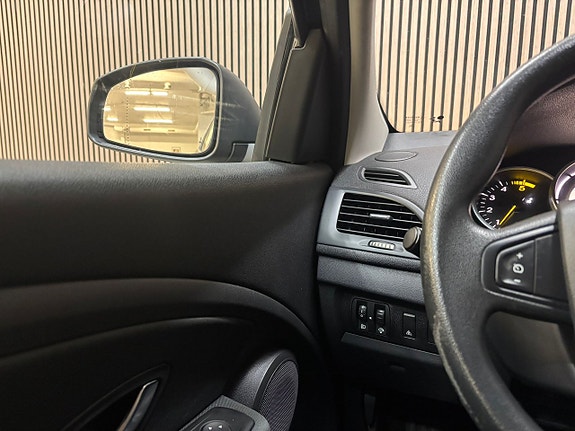 Renault Megane 22 of 23