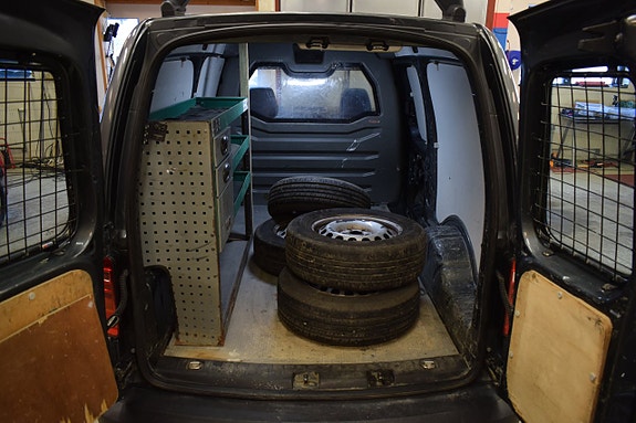Volkswagen Caddy Maxi 12 of 14