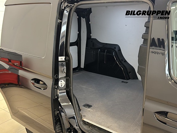 Volkswagen Caddy 8 of 14