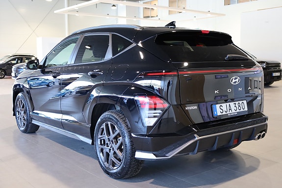 Hyundai Kona 3 of 5