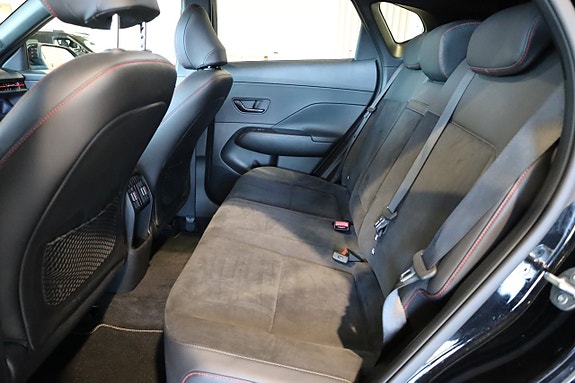 Hyundai Kona 15 of 30