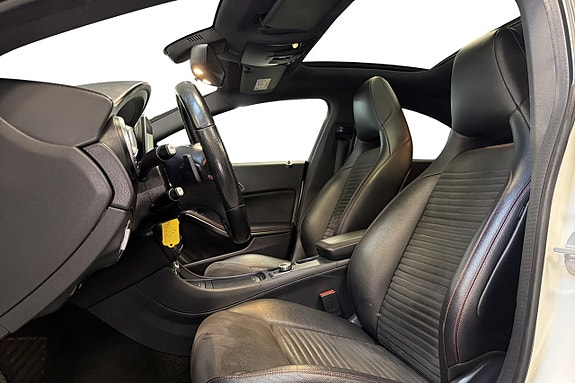 Mercedes-Benz CLA220 9 of 15