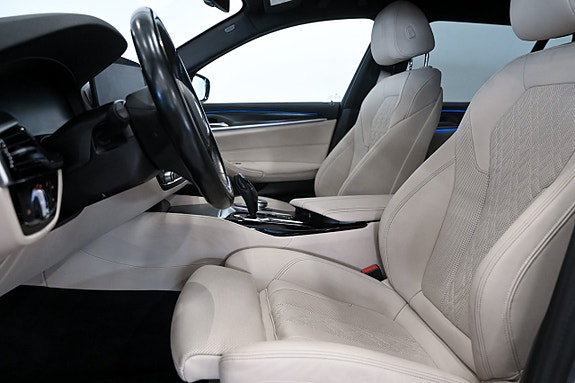 BMW 530e 11 of 24