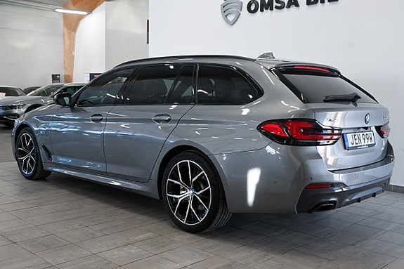 BMW 530e 5 of 5