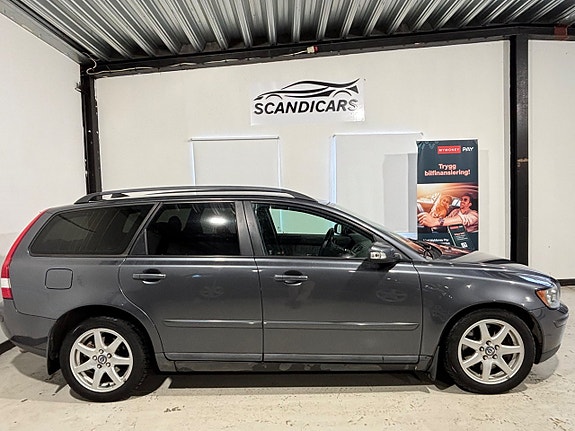 Volvo V50 4 of 20