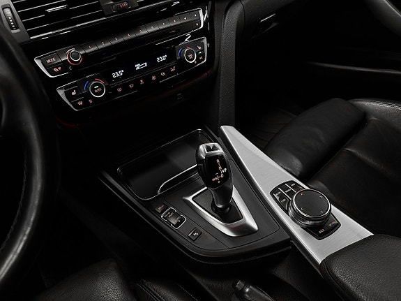 BMW 320 14 of 25