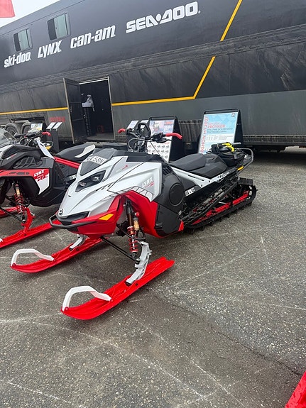 Lynx Shredder 20.000:- förbokningsrabatt 5 of 5