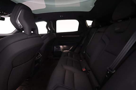 Polestar 3 11 of 15