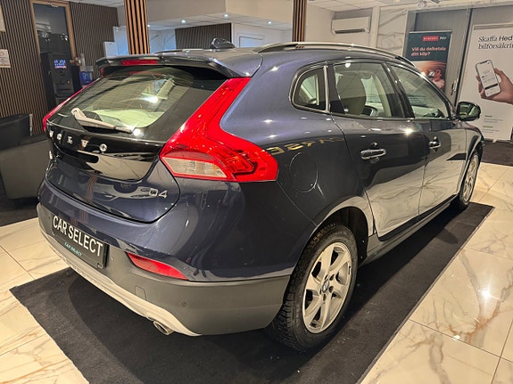 Volvo V40 Cross Country 6 of 20