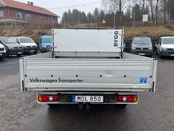 Volkswagen Transporter 6 of 27
