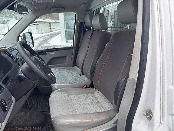 Volkswagen Transporter 17 of 27
