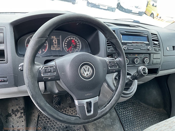 Volkswagen Transporter 14 of 27