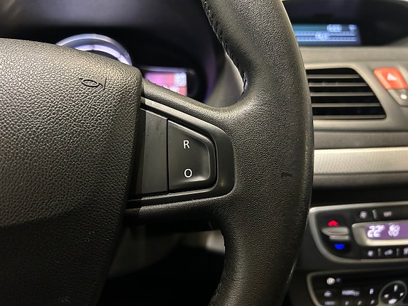 Renault Megane 23 of 23