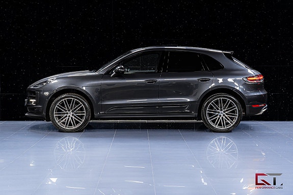 Porsche Macan 5 of 5