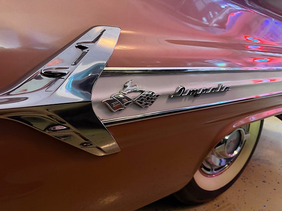 Chevrolet Impala 8 of 30