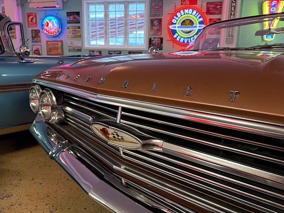 Chevrolet Impala 5 of 30
