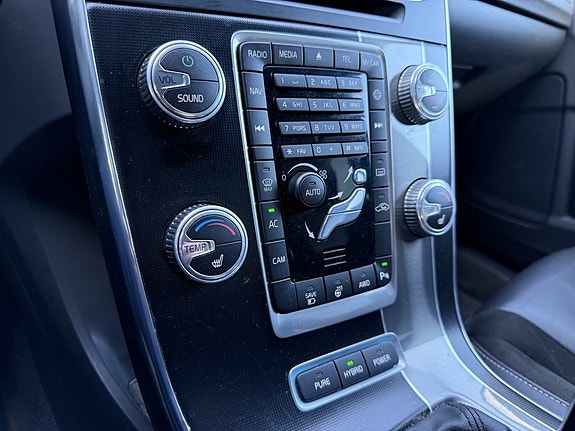 Volvo V60 23 of 27