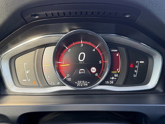 Volvo V60 16 of 27