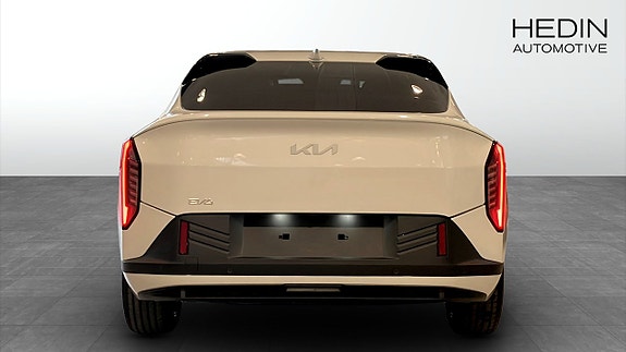 Kia EV4 7 of 8