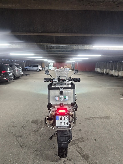 BMW R 1200 GS Adventure 4 of 7