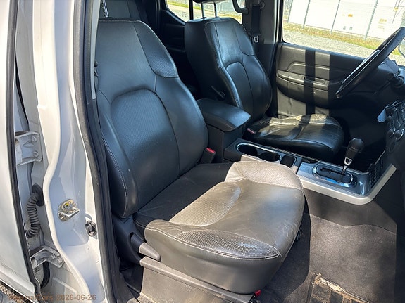 Nissan Navara 16 of 30