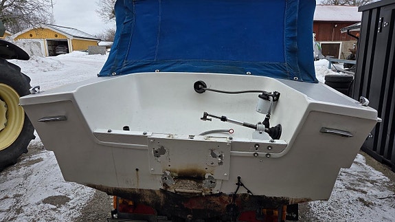 Ryds Hajen Sport (endast båt utan motor) inklusive 80-traile 5 of 7