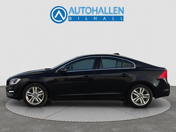 Volvo S60 3 of 5