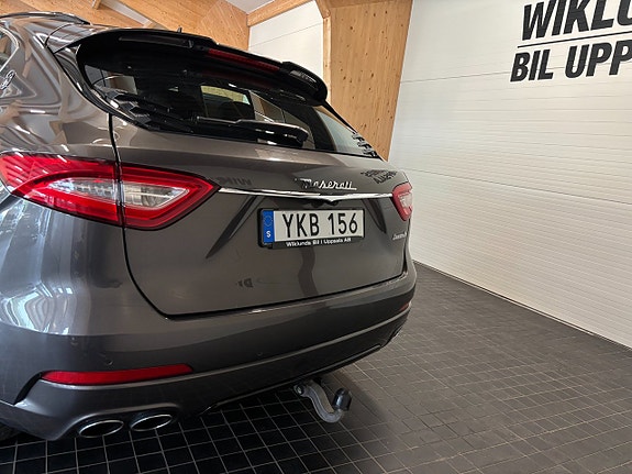 Maserati Levante 4 of 24