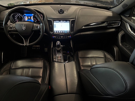 Maserati Levante 22 of 24