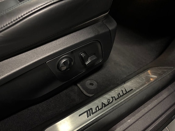 Maserati Levante 19 of 24