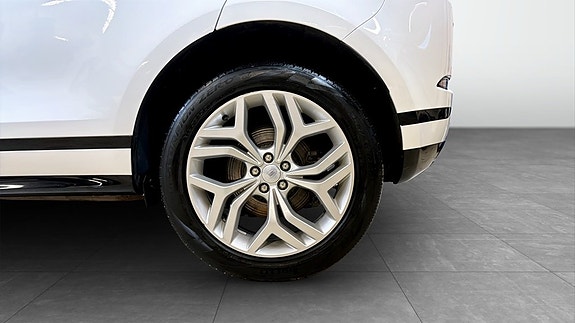 Land Rover Range Rover Evoque 8 of 22