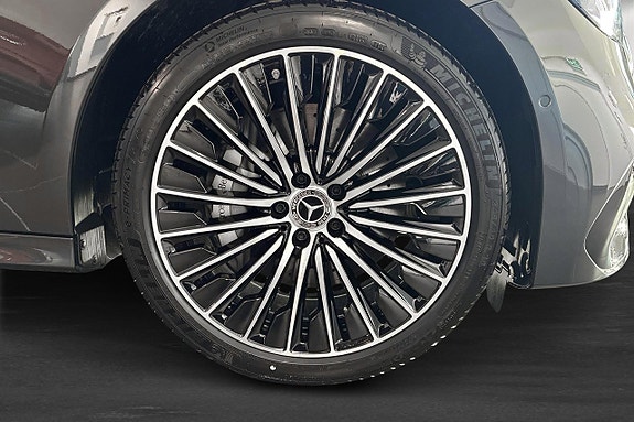 Mercedes-Benz E400 e 5 of 12