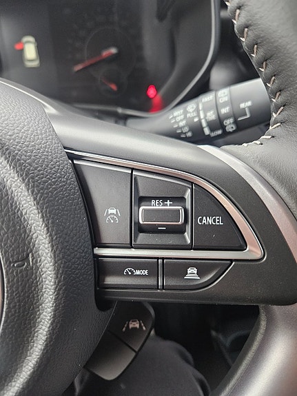 Suzuki Swift 8 of 14