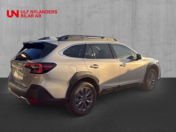 Subaru Outback 4 of 5
