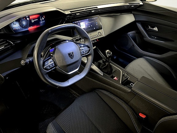 Peugeot 308 5 of 15